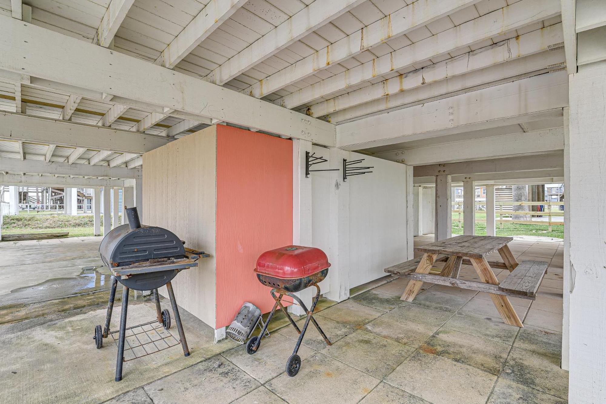 Large Group Gulf Retreat, Steps To Surfside Beach! Экстерьер фото