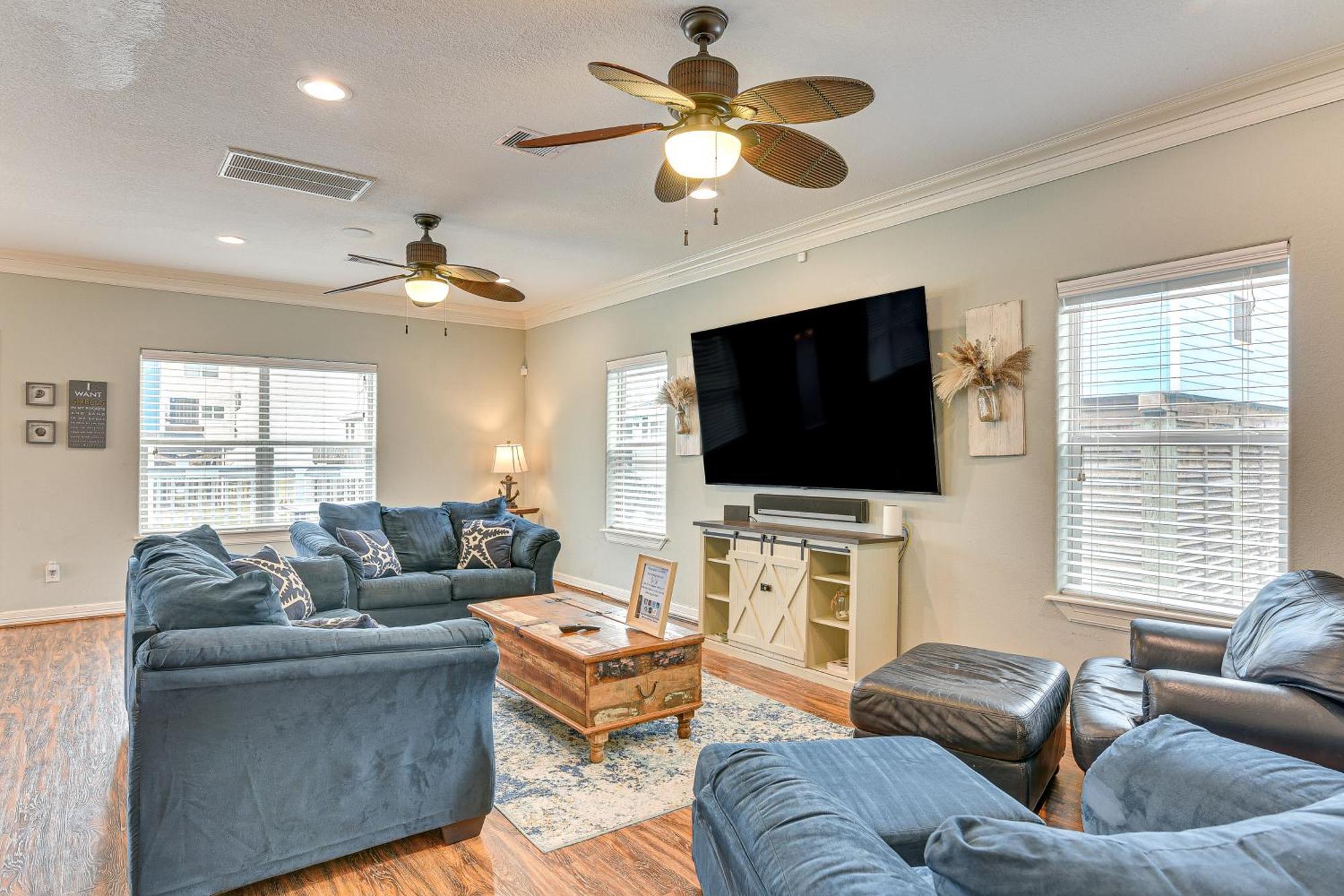Large Group Gulf Retreat, Steps To Surfside Beach! Экстерьер фото
